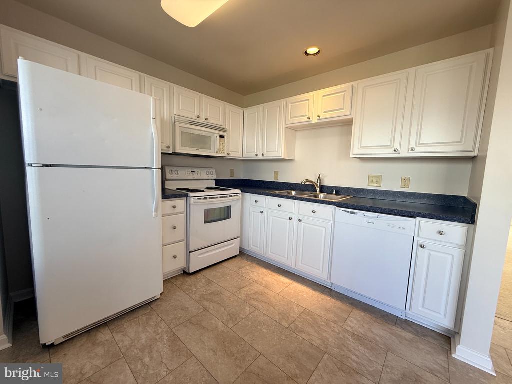 11412 WYTHEVILLE COURT