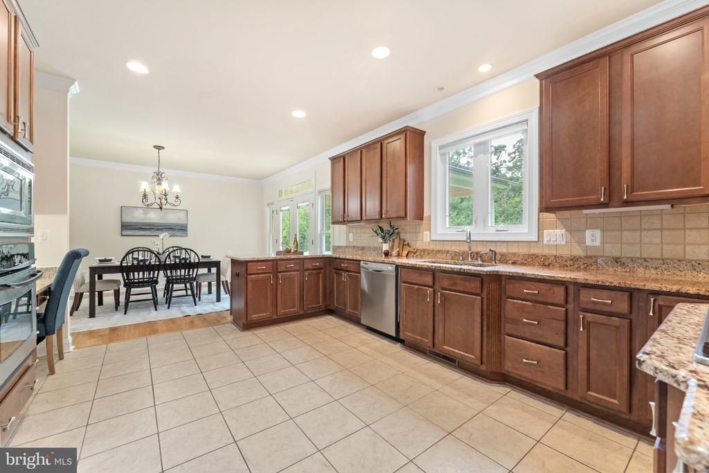 19 NOEL DRIVE