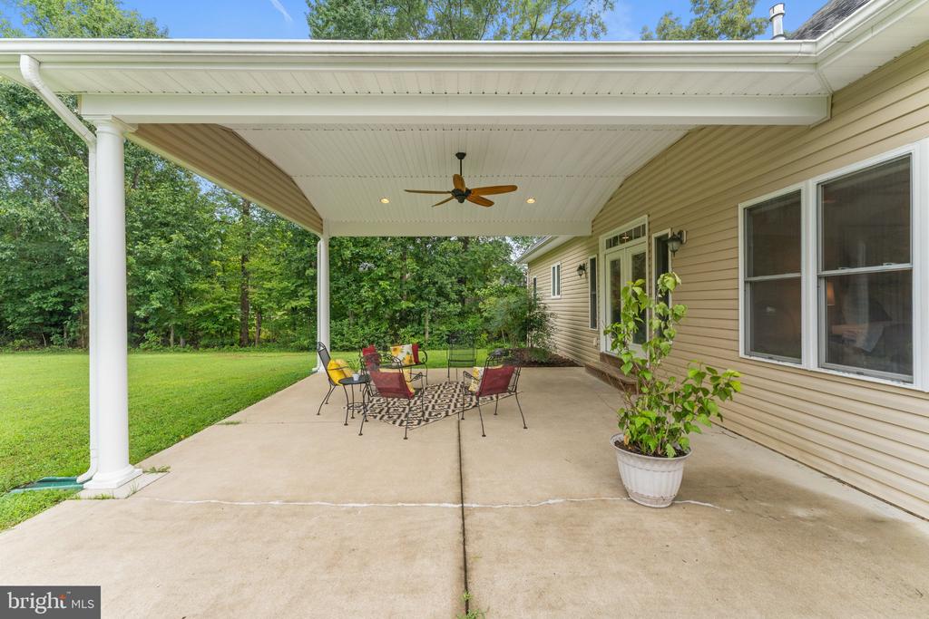 19 NOEL DRIVE