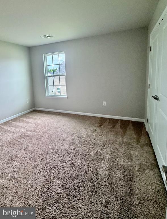 9411 WOOD CREEK CIRCLE