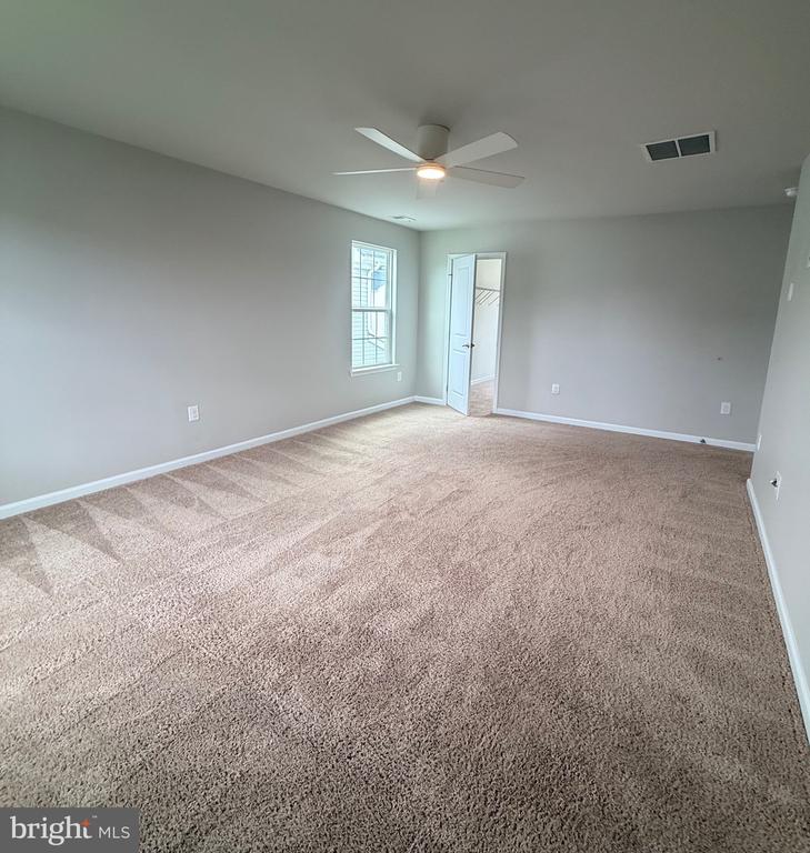 9411 WOOD CREEK CIRCLE