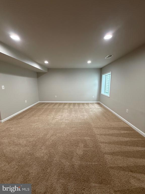 9411 WOOD CREEK CIRCLE