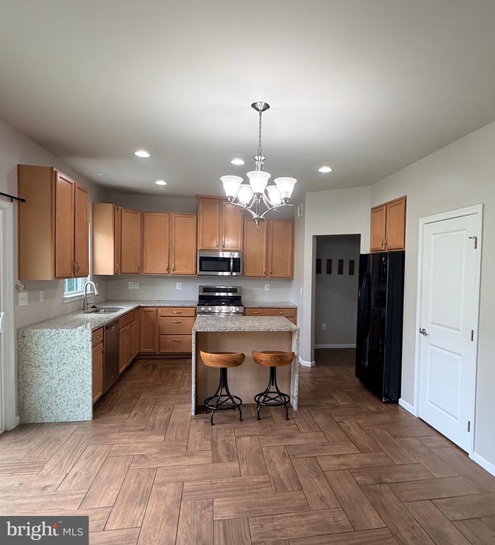 9411 WOOD CREEK CIRCLE