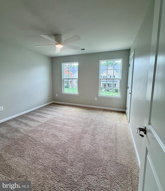 9411 WOOD CREEK CIRCLE