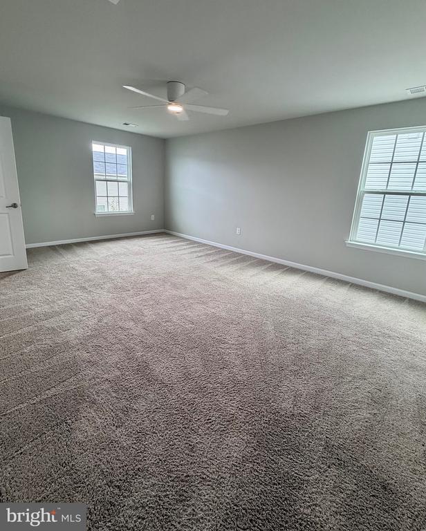 9411 WOOD CREEK CIRCLE