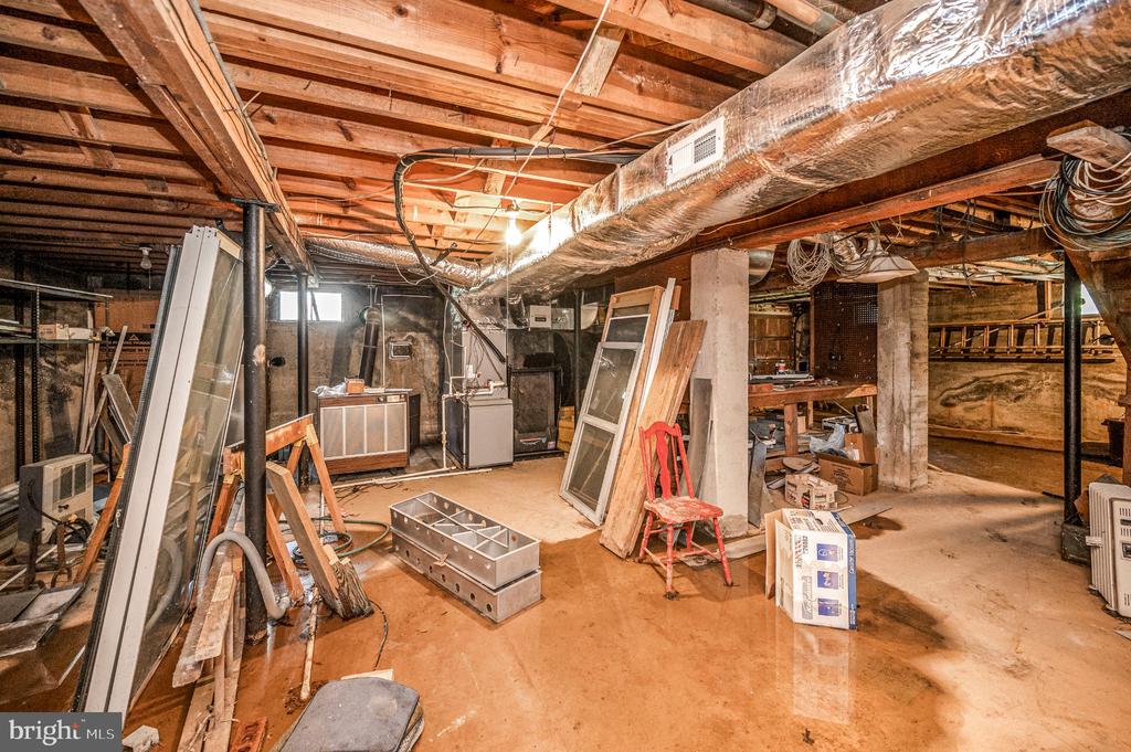 3401 SHIRLEYS HILL ROAD