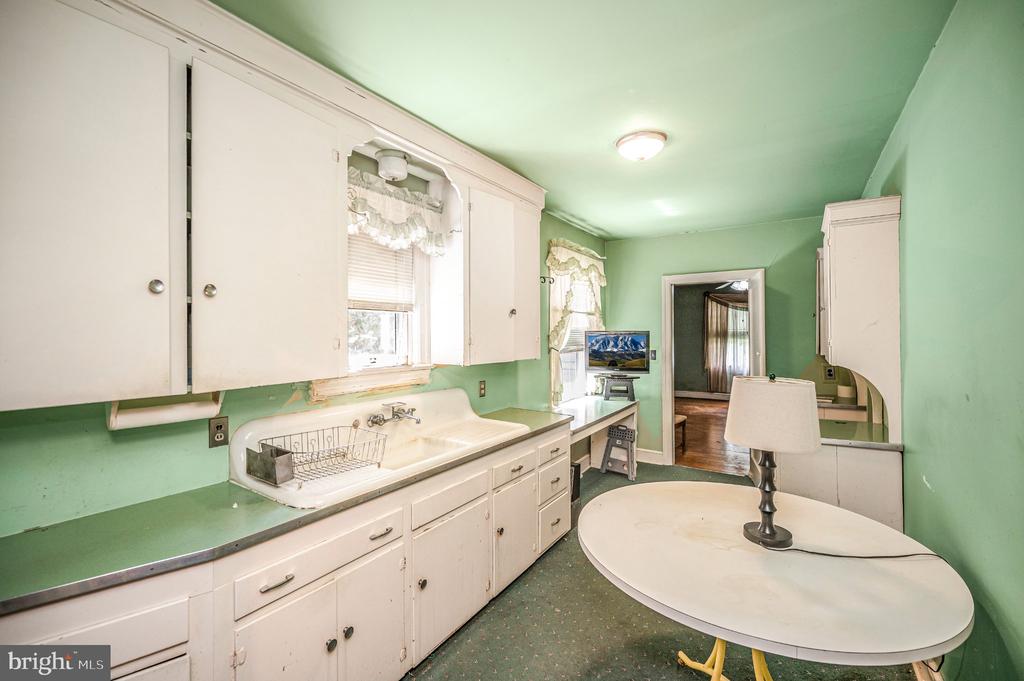 3401 SHIRLEYS HILL ROAD