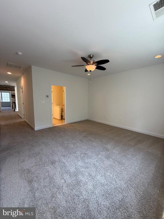 11621 PINE HOLLOW LANE