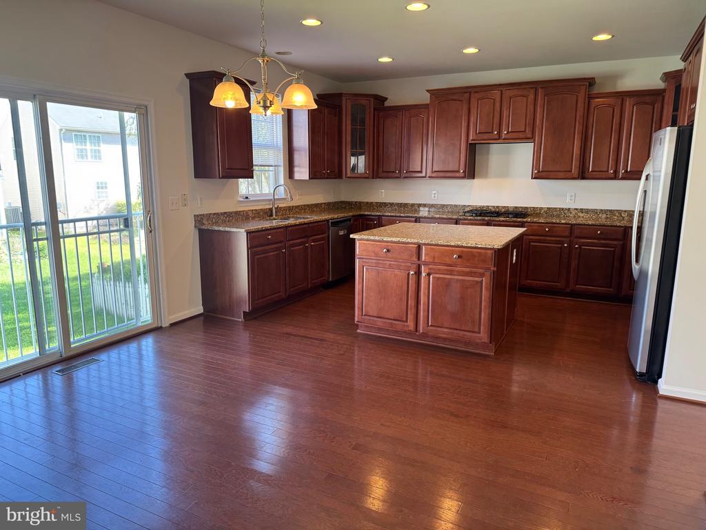 9719 INKWOOD DRIVE