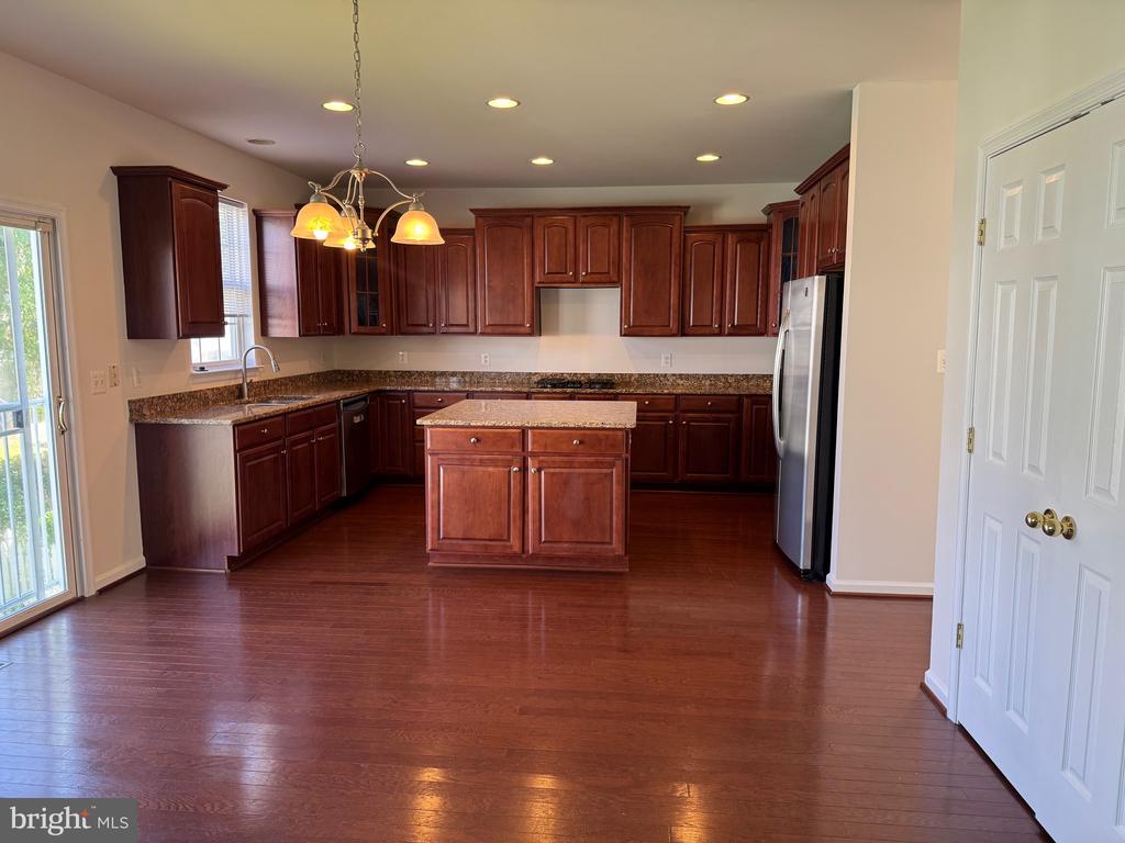 9719 INKWOOD DRIVE
