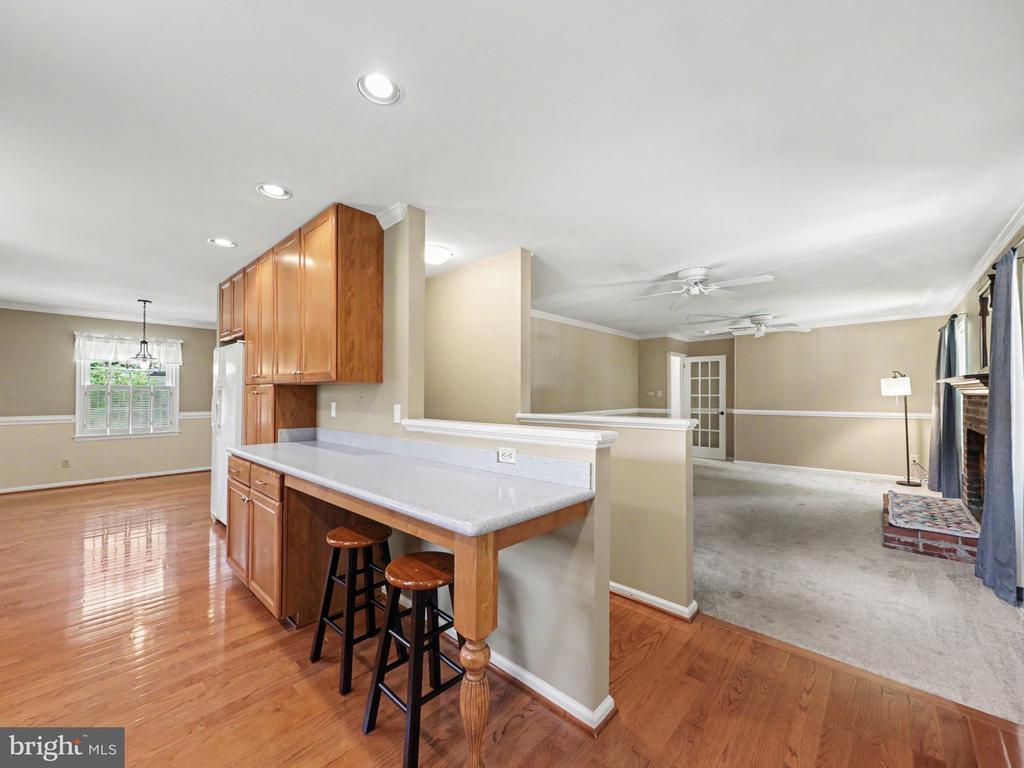 313 LAUREL AVENUE