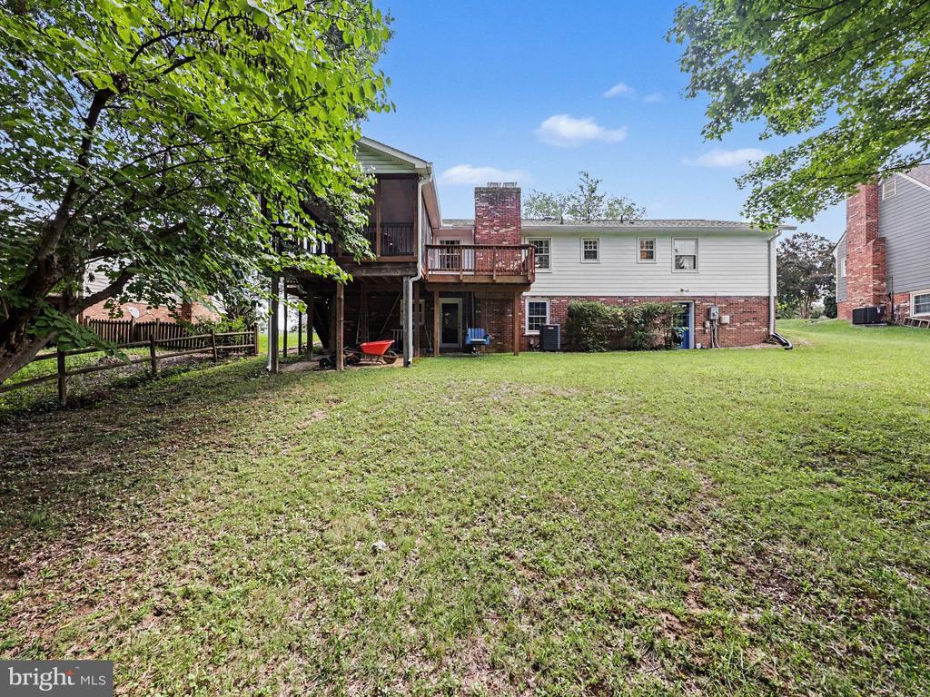 313 LAUREL AVENUE