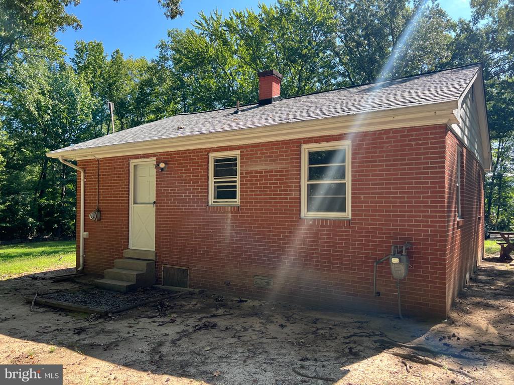 3520 LOREN DRIVE