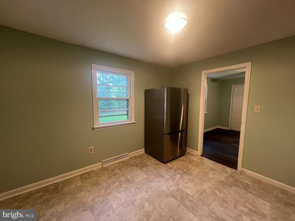 3520 LOREN DRIVE