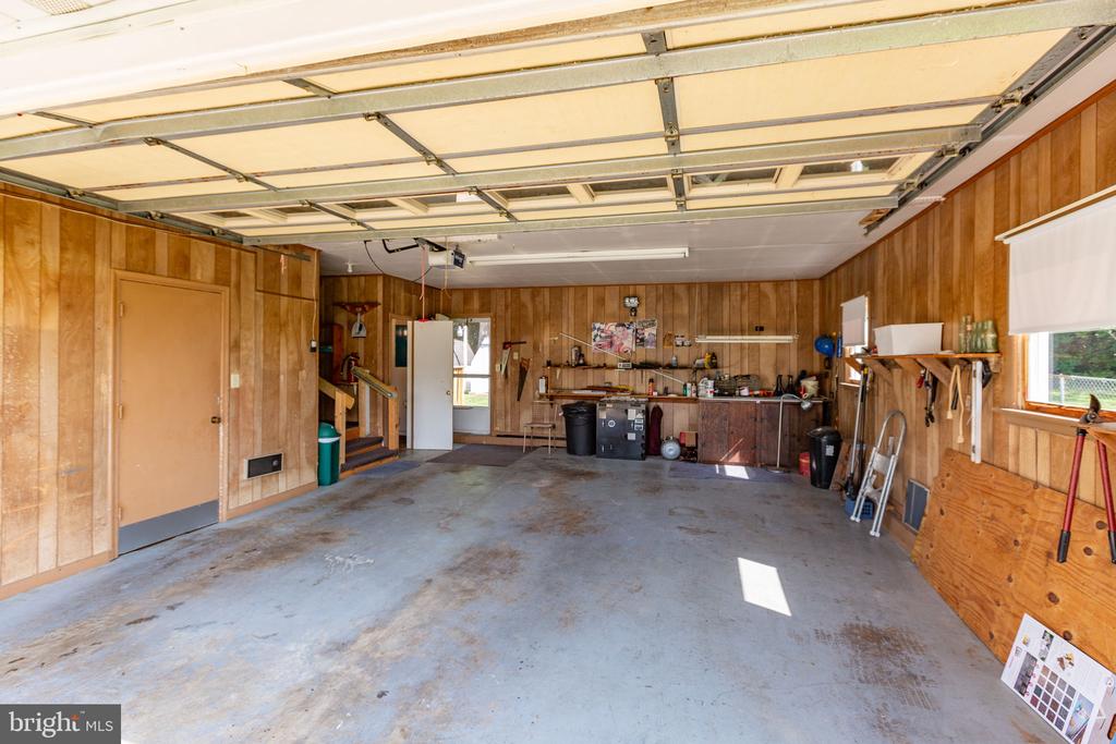 12605 WESLEY DRIVE