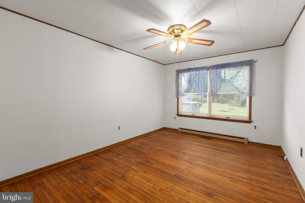 12605 WESLEY DRIVE