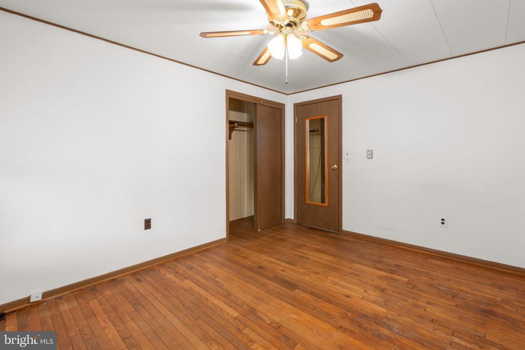 12605 WESLEY DRIVE