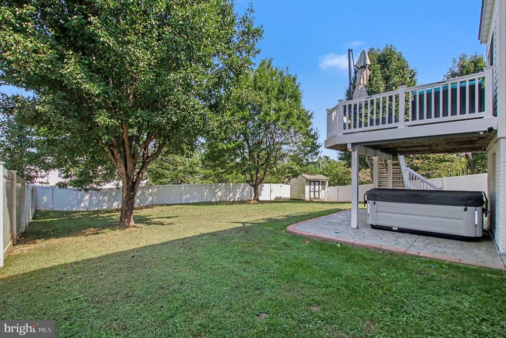 6803 BALDWIN COURT