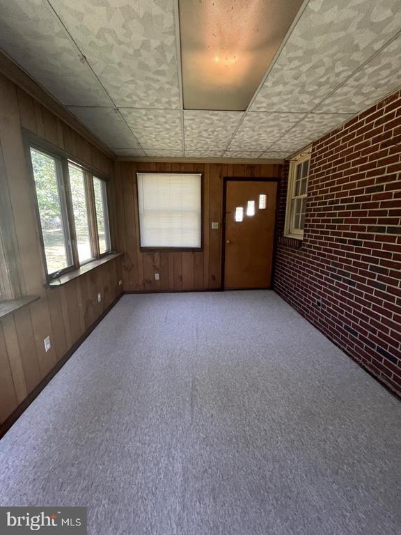 4906 HOOD DRIVE