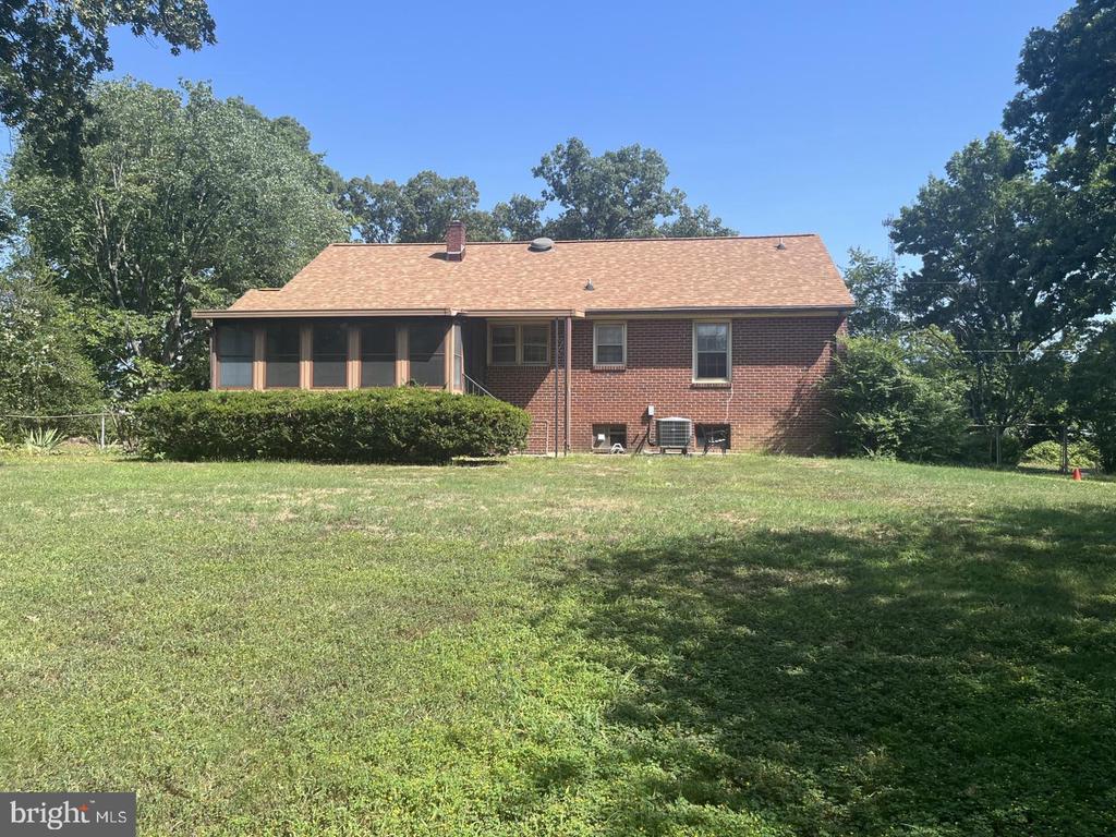 4906 HOOD DRIVE