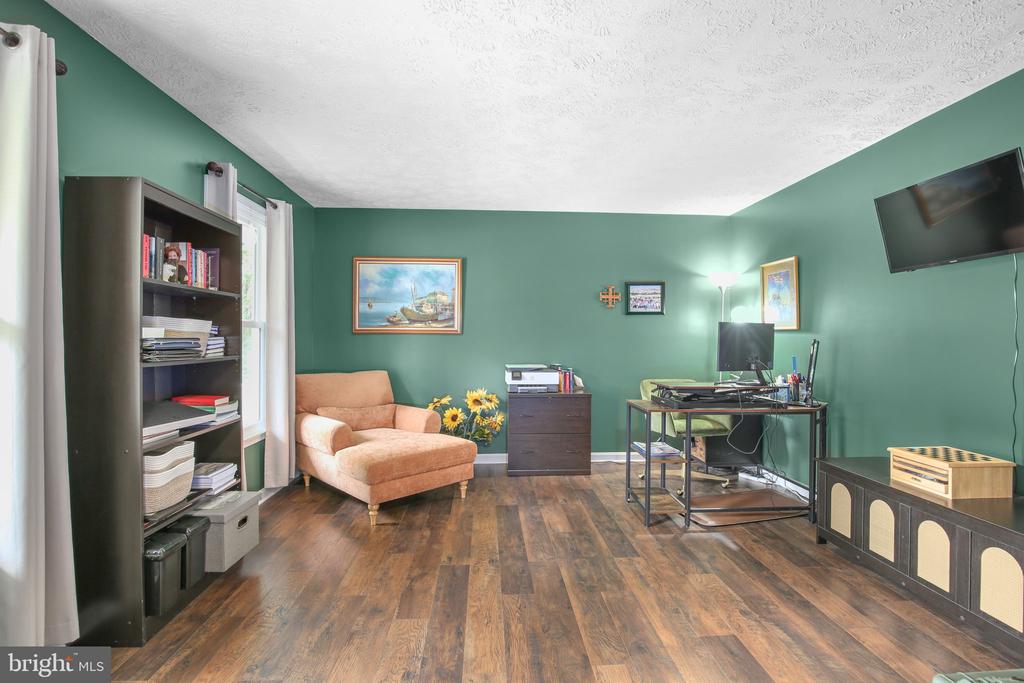 13101 WOODRUFF COURT