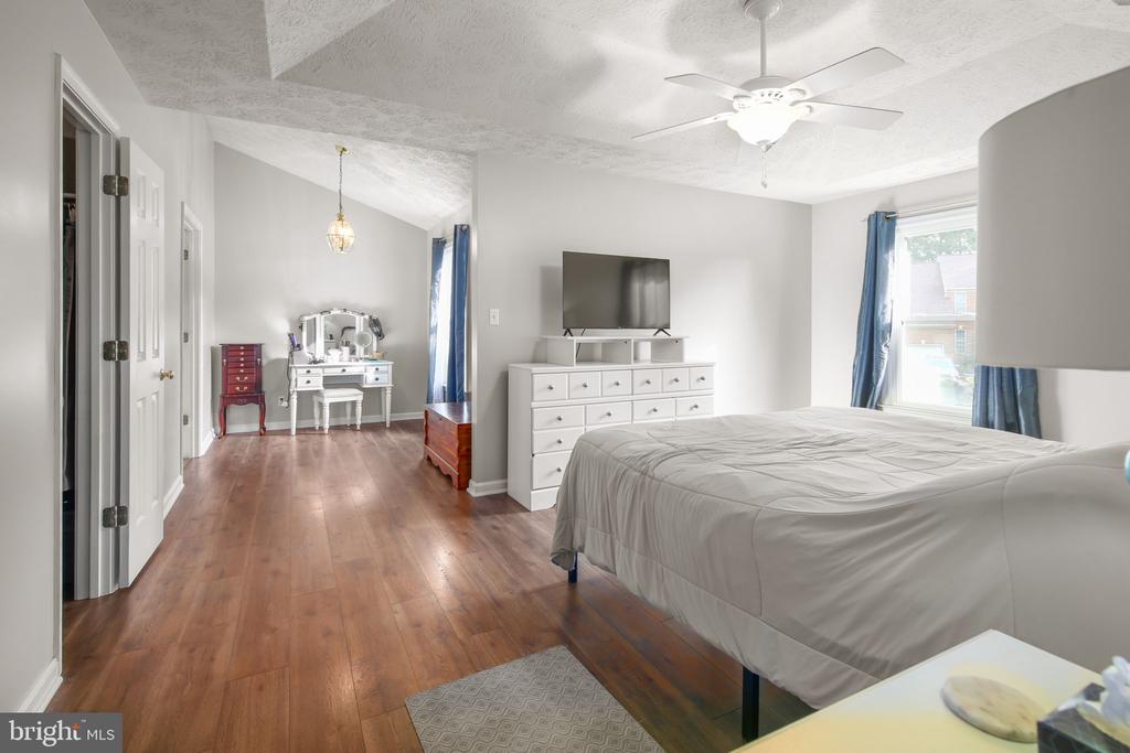 13101 WOODRUFF COURT