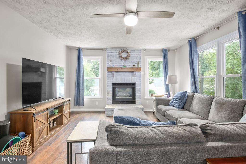 13101 WOODRUFF COURT