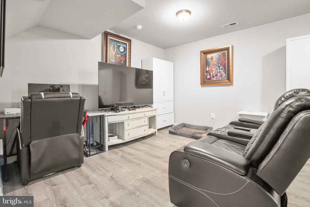 13101 WOODRUFF COURT