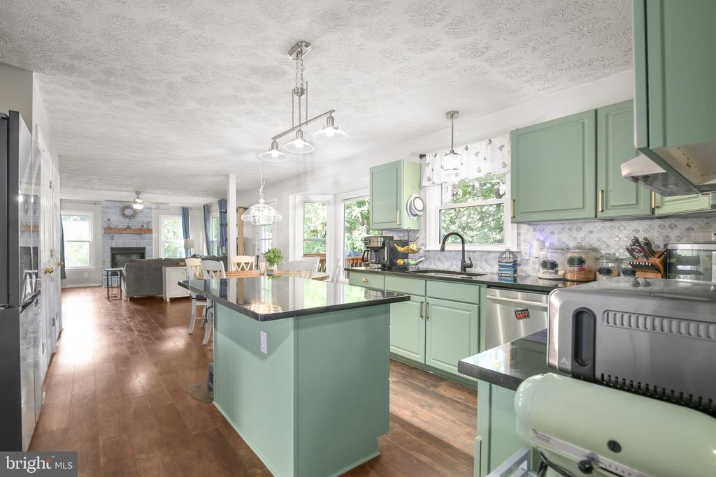 13101 WOODRUFF COURT