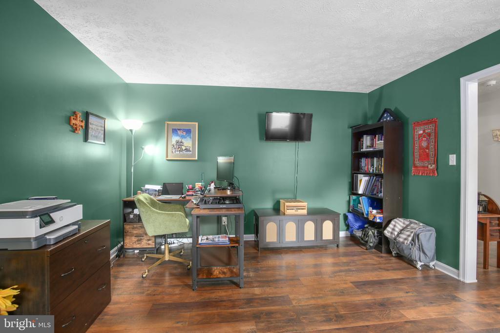 13101 WOODRUFF COURT