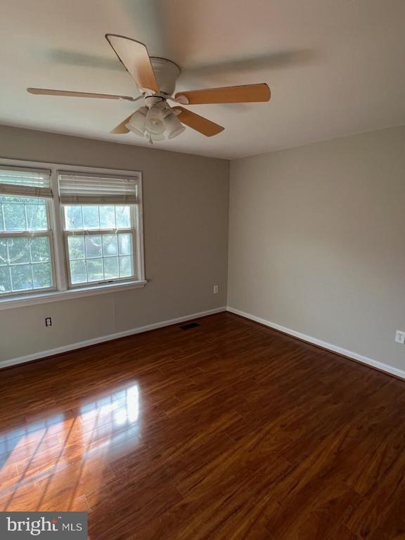 10310 MEADOWVIEW DRIVE