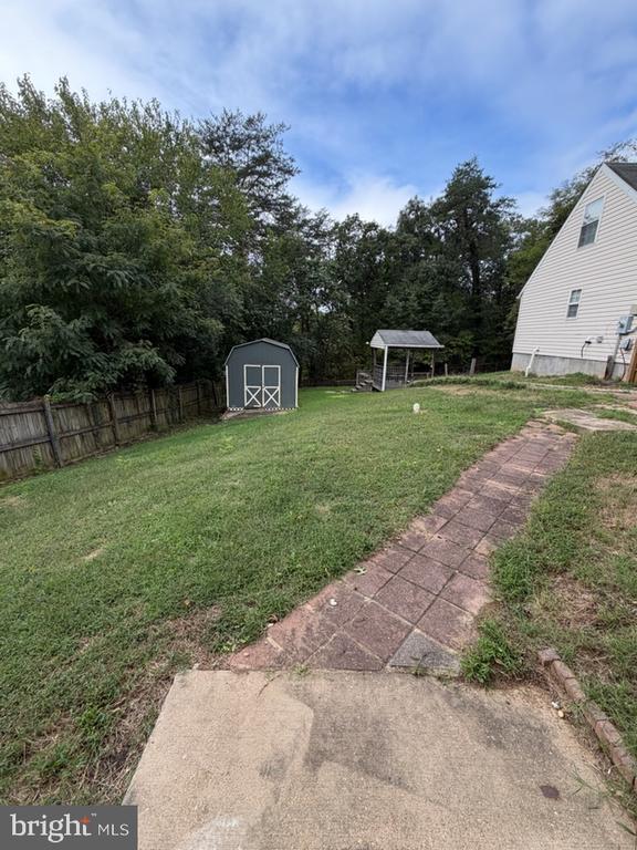 10310 MEADOWVIEW DRIVE