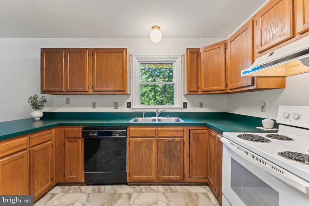 3521 SADDLEBROOKE DRIVE
