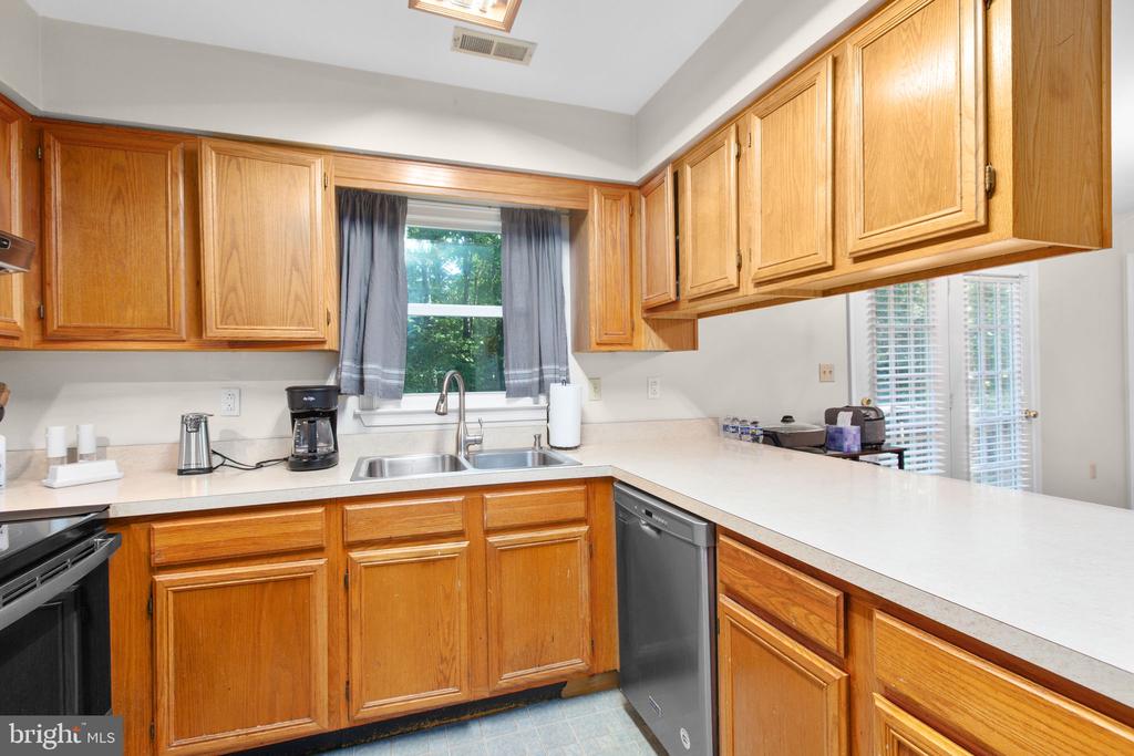 13204 WILDERNESS PARK DRIVE