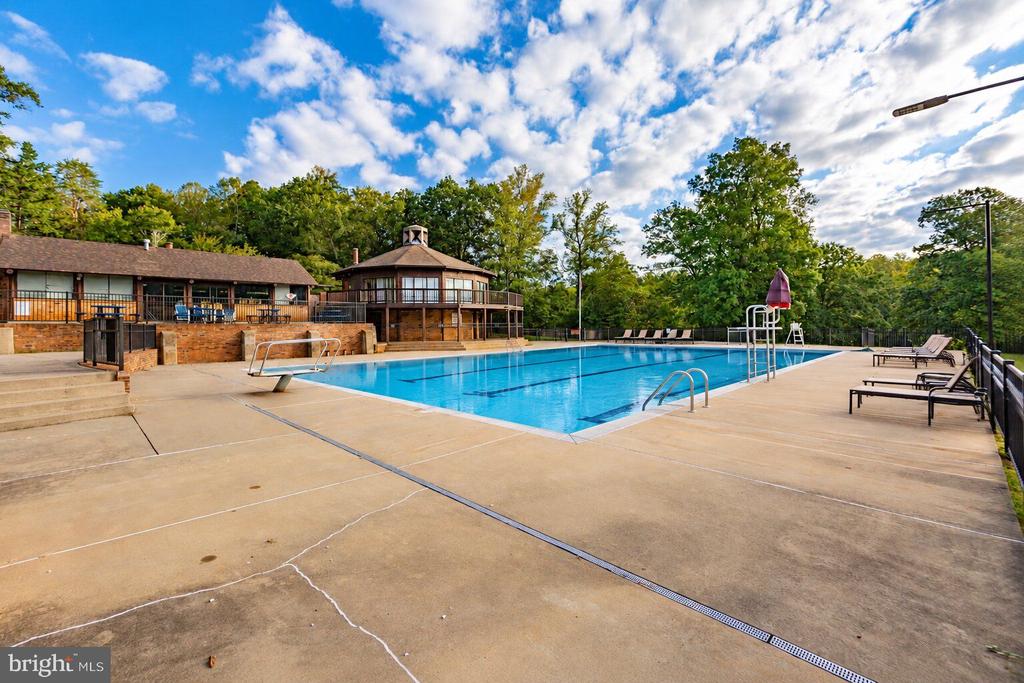13204 WILDERNESS PARK DRIVE