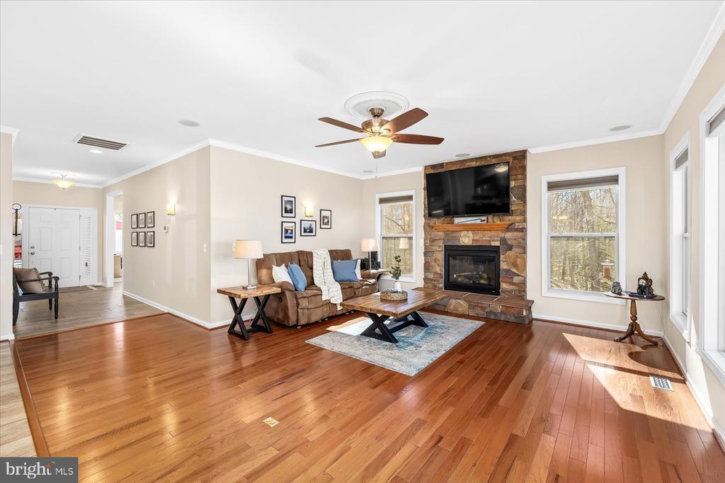 19 OLD BANKS DRIVE