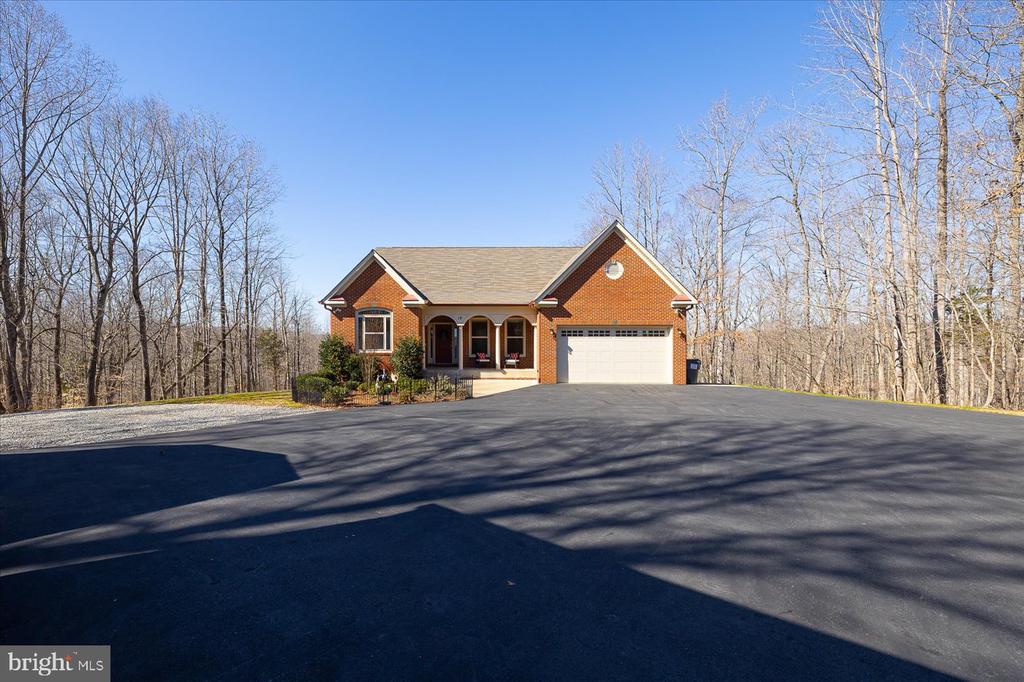 19 OLD BANKS DRIVE