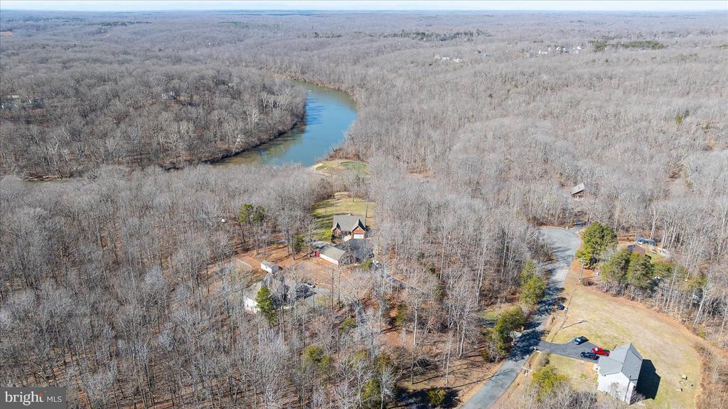 19 OLD BANKS DRIVE