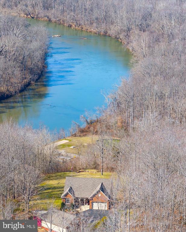 19 OLD BANKS DRIVE