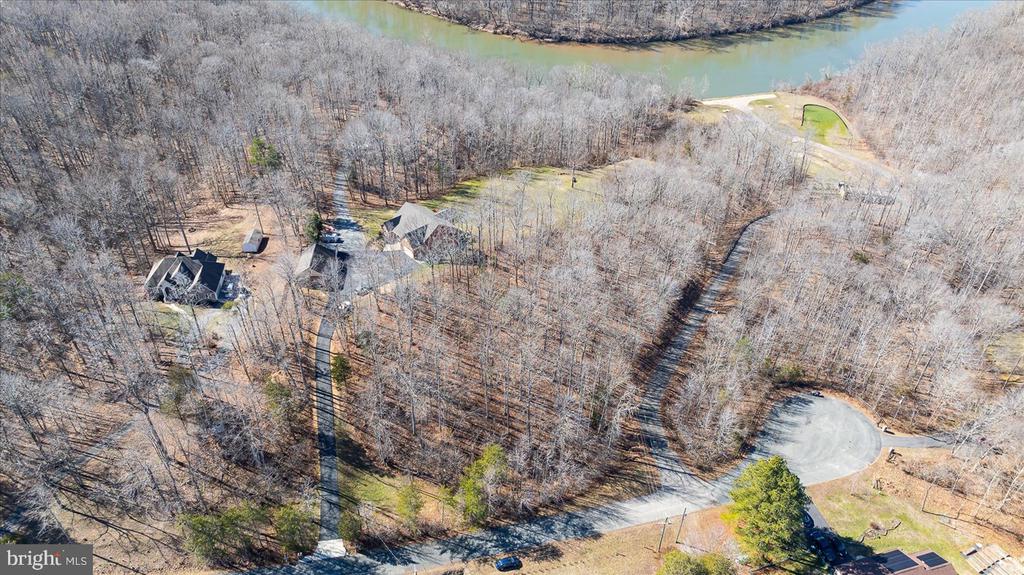 19 OLD BANKS DRIVE