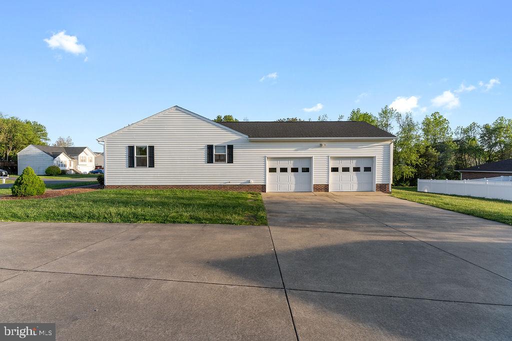 19 MYERS DRIVE