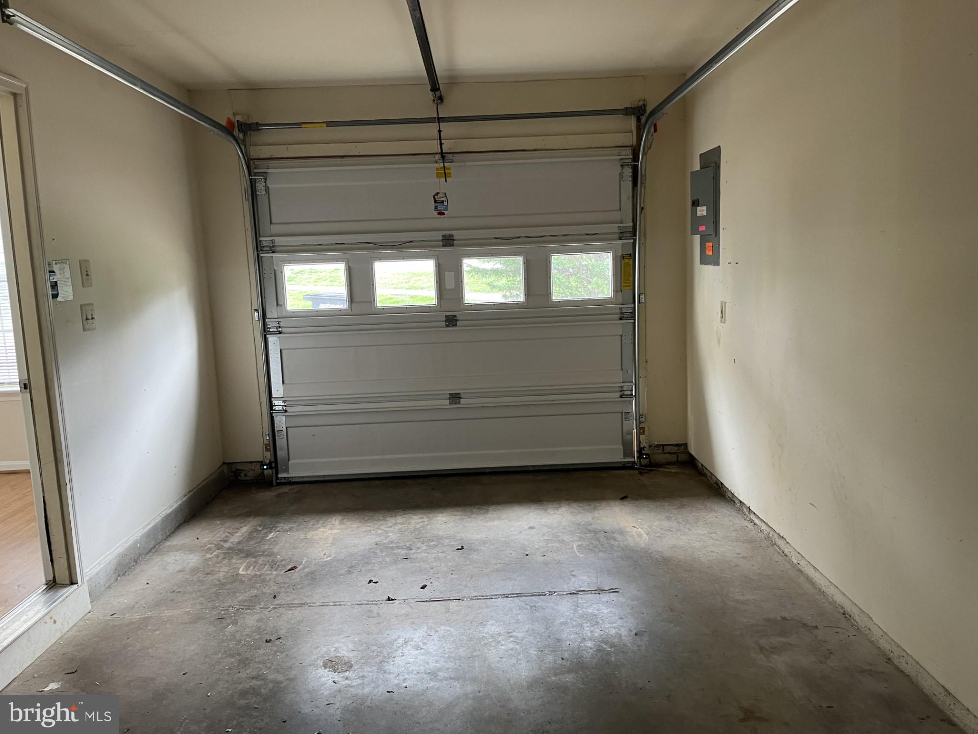 2 REGENCY DRIVE