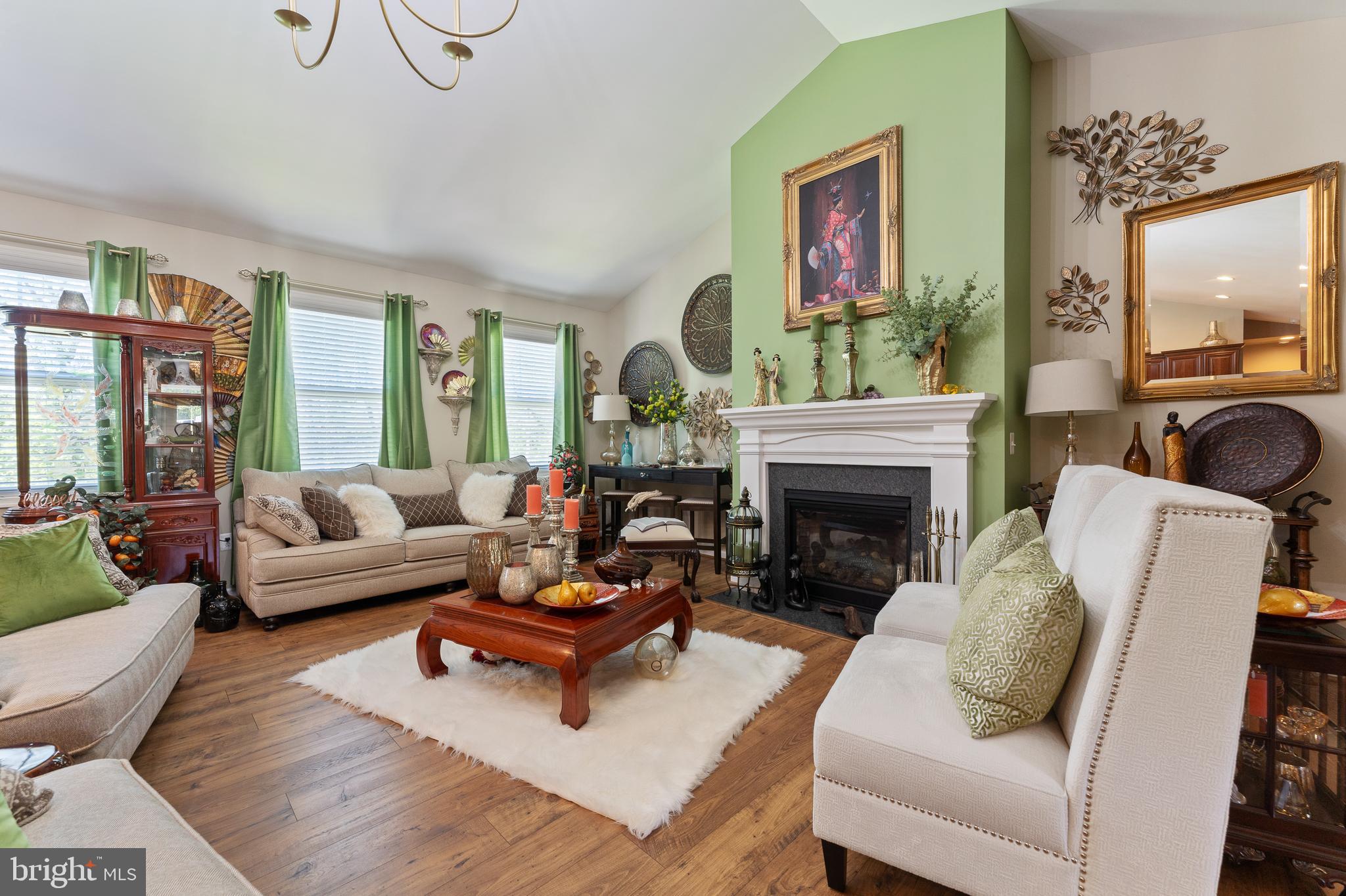 14 CHAPEL RIDGE COURT