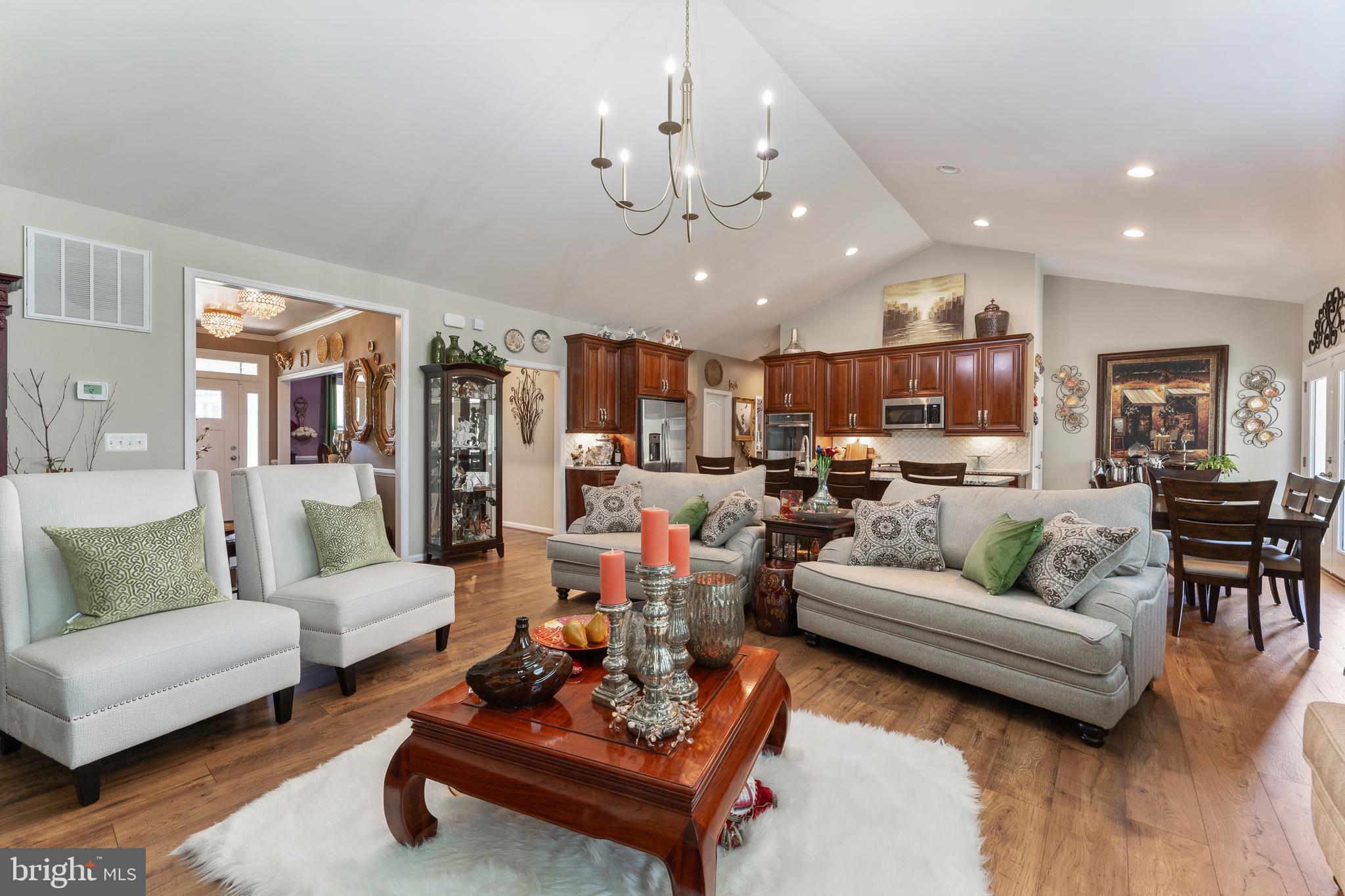 14 CHAPEL RIDGE COURT