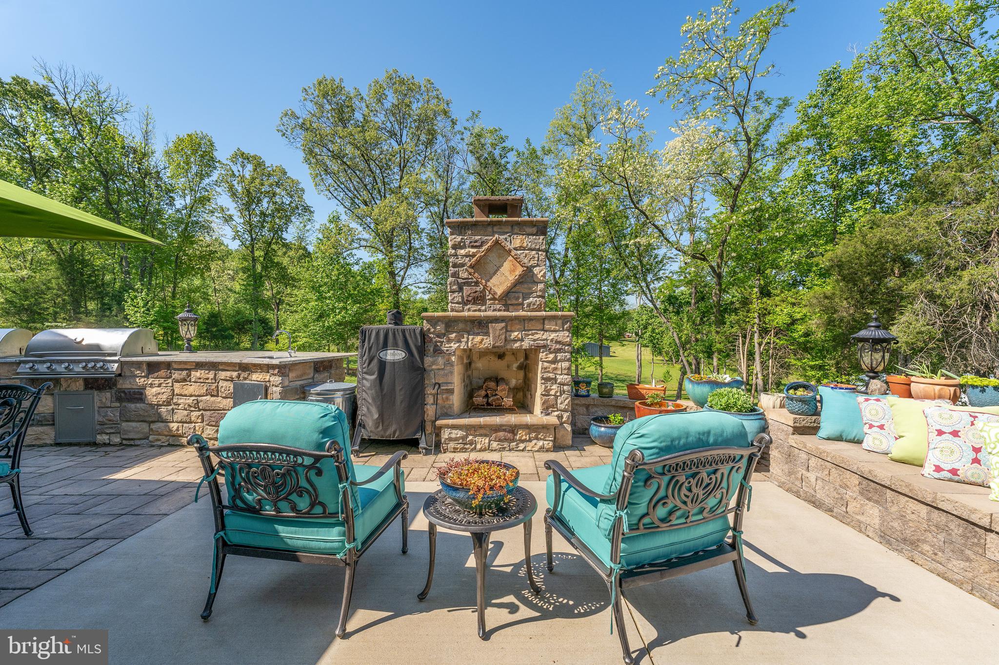 14 CHAPEL RIDGE COURT