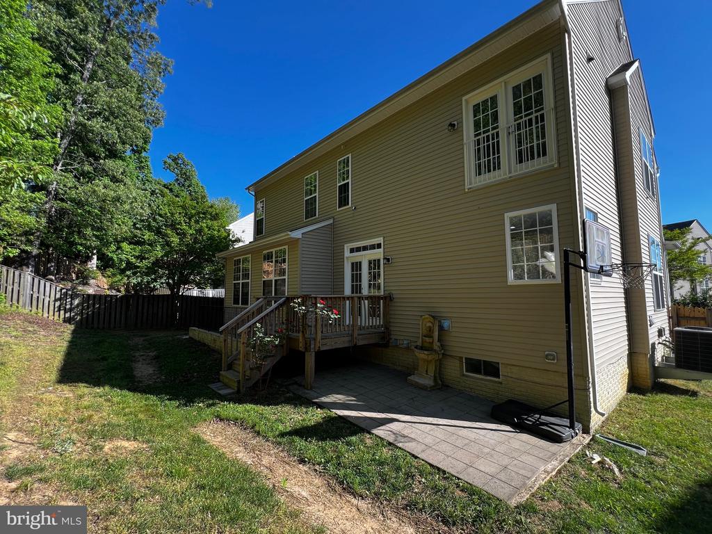 45 GARNET WAY