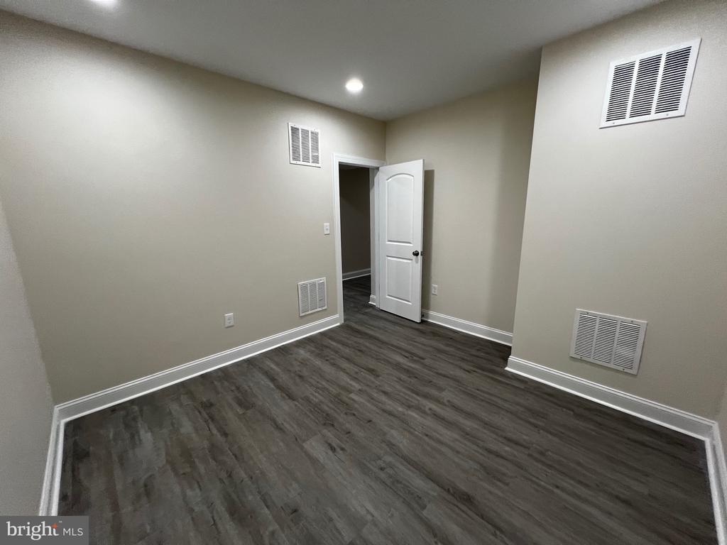 45 GARNET WAY