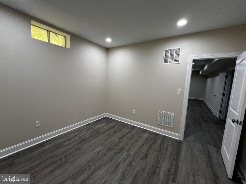 45 GARNET WAY