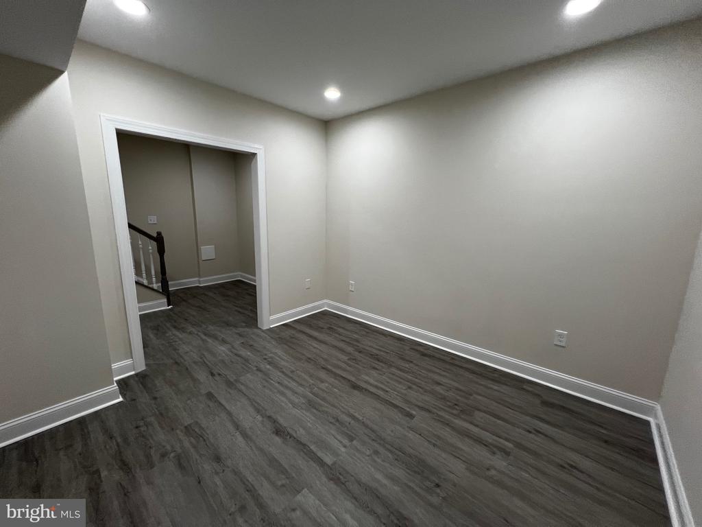 45 GARNET WAY