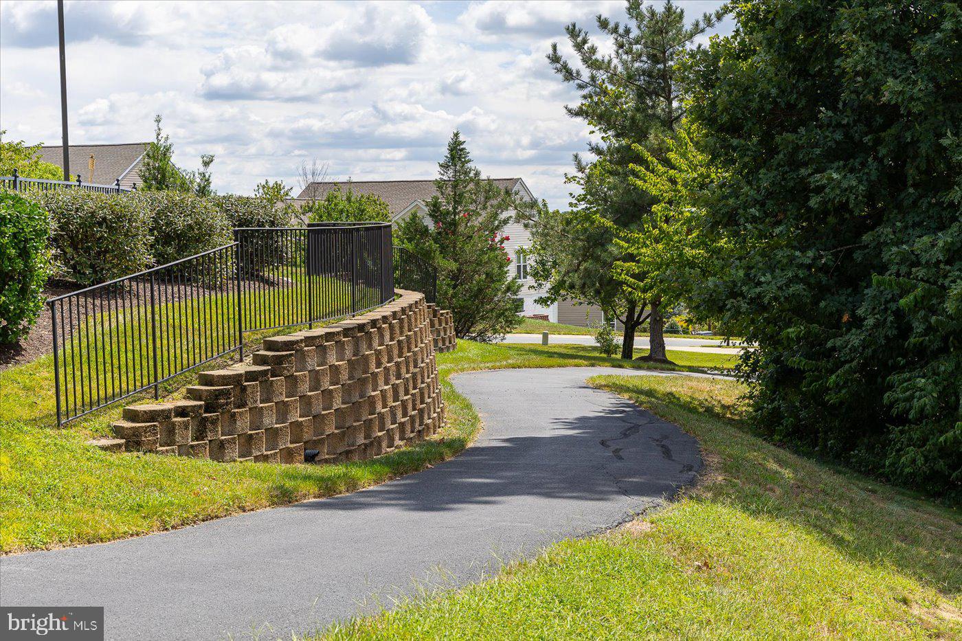 21 CALLOWAY DRIVE